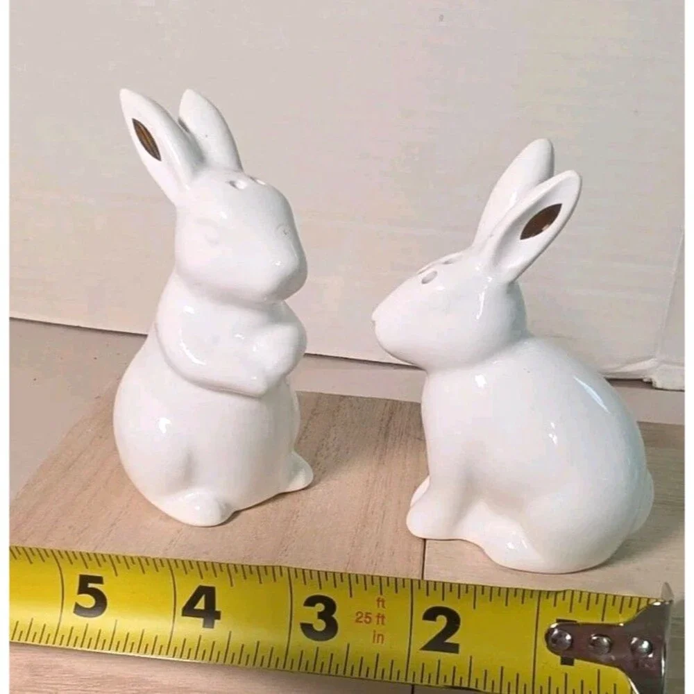 Porcelain White Bunny Rabbit With Gold Ears Salt And Pepper Shakers